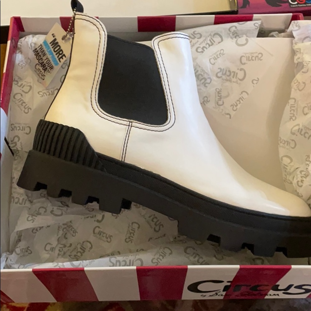 Sam Edelman Waterproof White Chelsea Boot